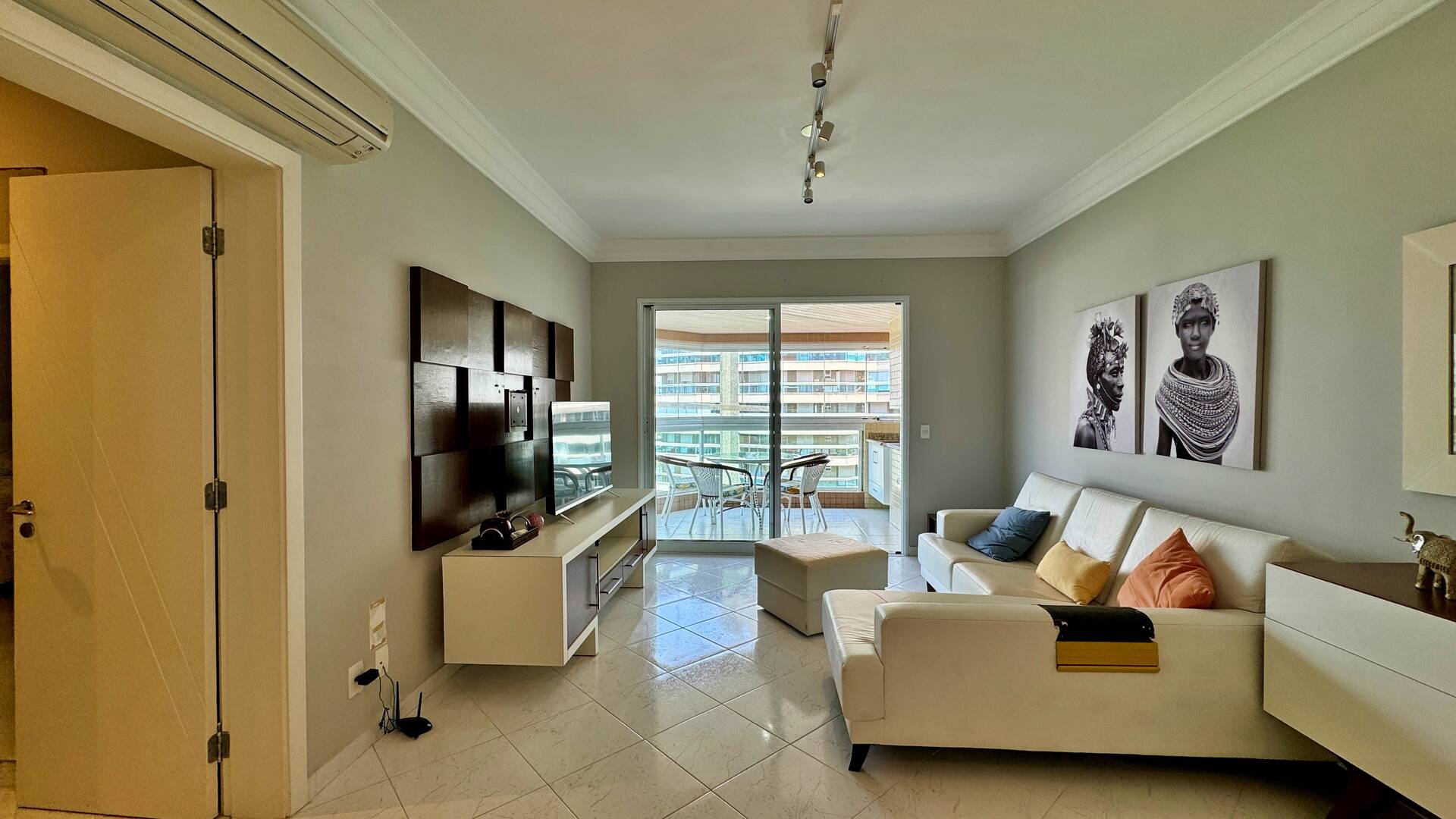 Apartamento à venda com 3 quartos, 113m² - Foto 3