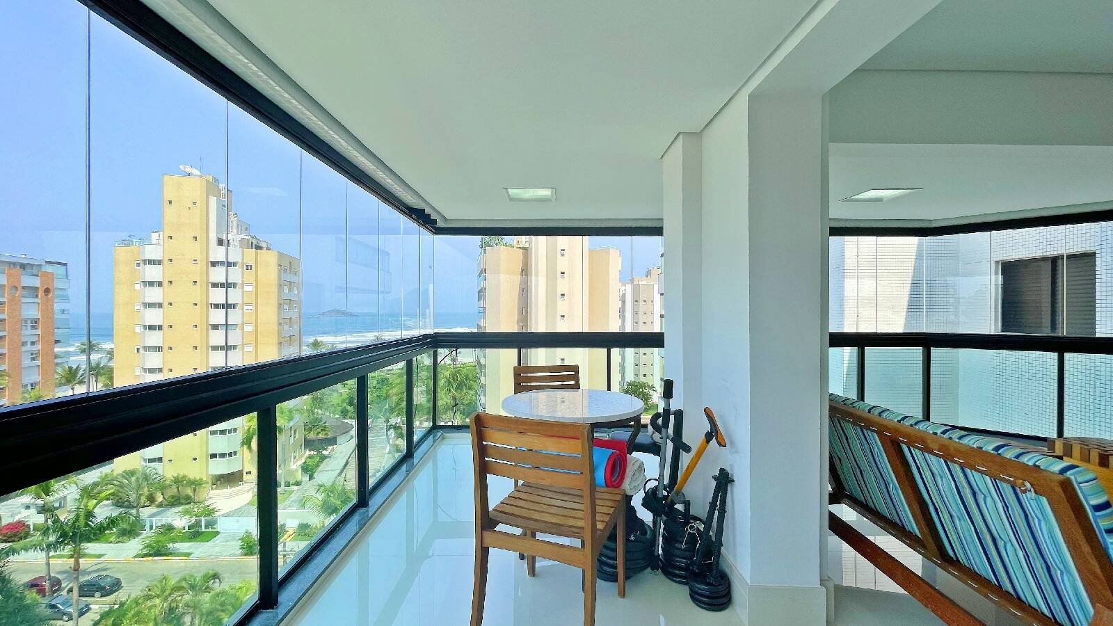 Apartamento à venda com 4 quartos, 120m² - Foto 1