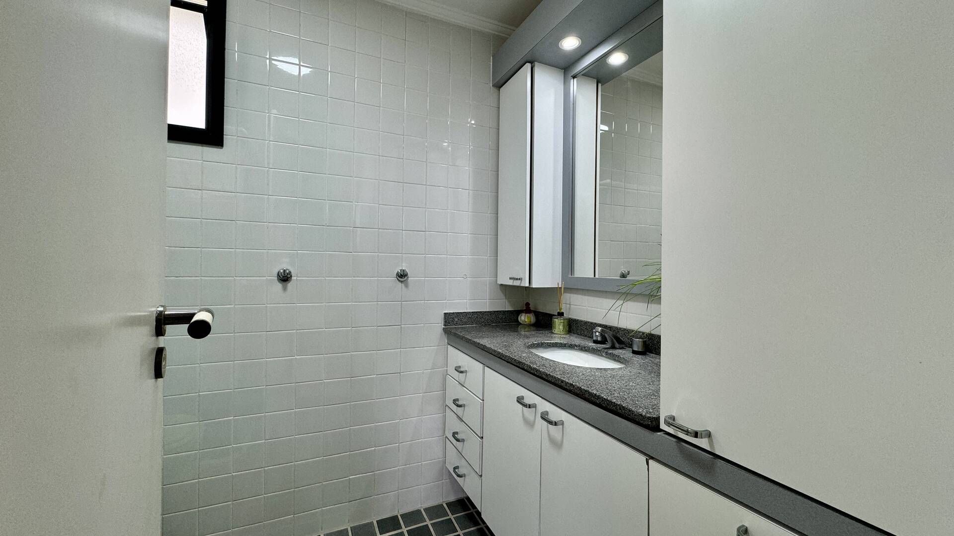 Apartamento à venda com 3 quartos, 102m² - Foto 28