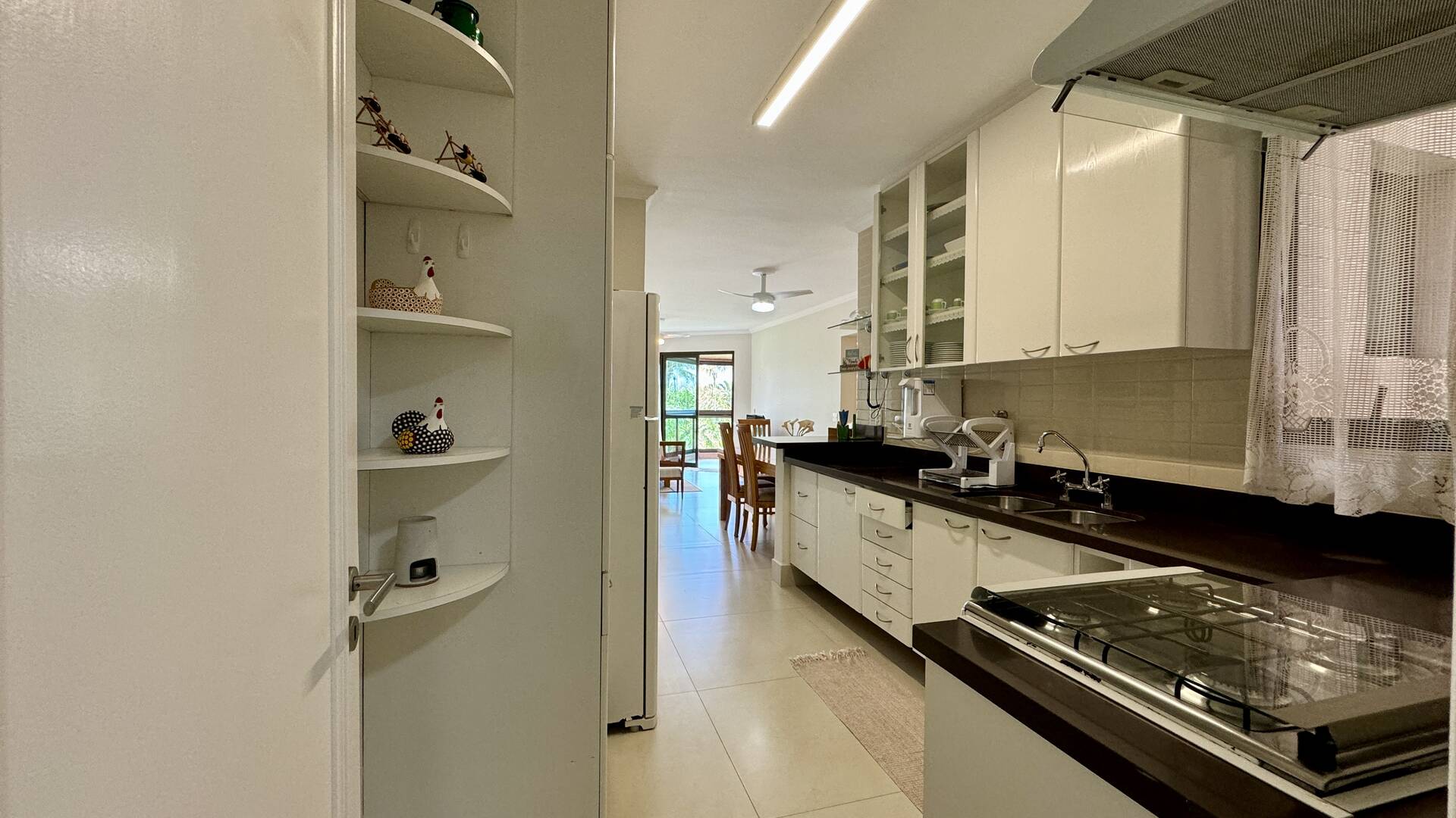 Apartamento à venda com 3 quartos, 111m² - Foto 13