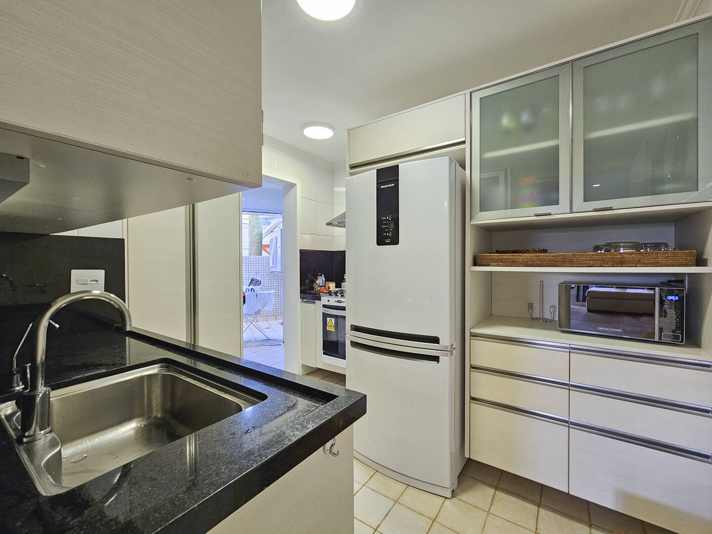 Apartamento à venda com 3 quartos, 184m² - Foto 13