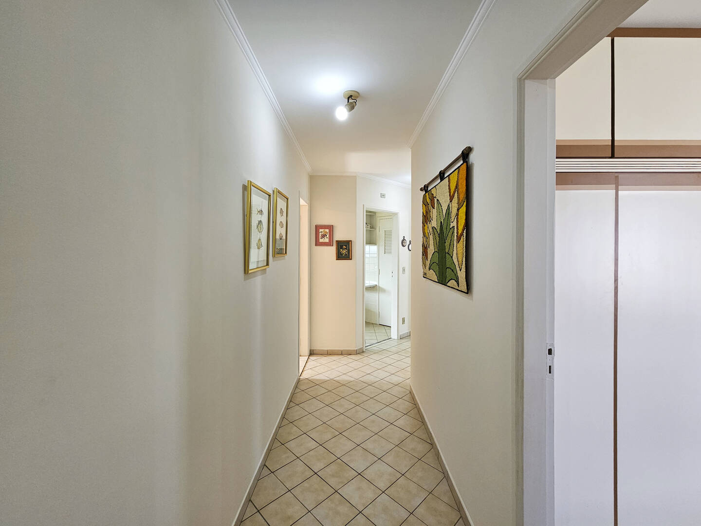 Apartamento à venda com 4 quartos, 169m² - Foto 5