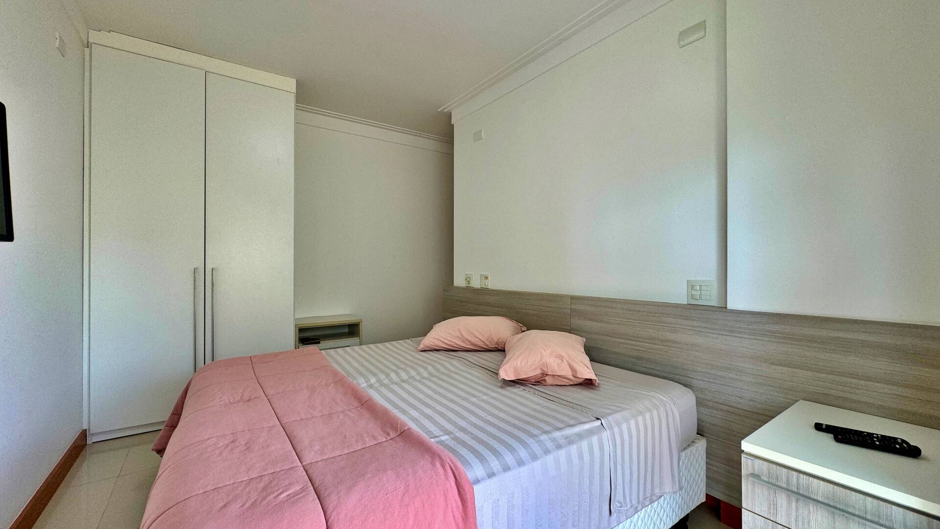 Apartamento à venda com 4 quartos, 228m² - Foto 29