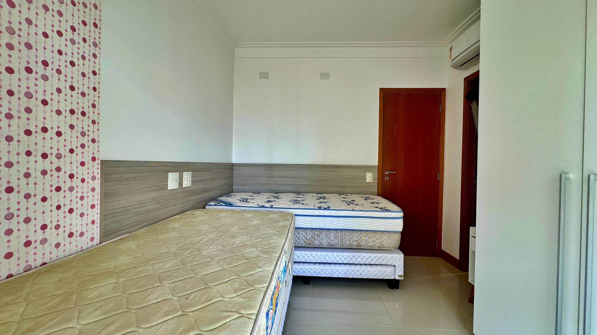 Apartamento à venda com 4 quartos, 228m² - Foto 33