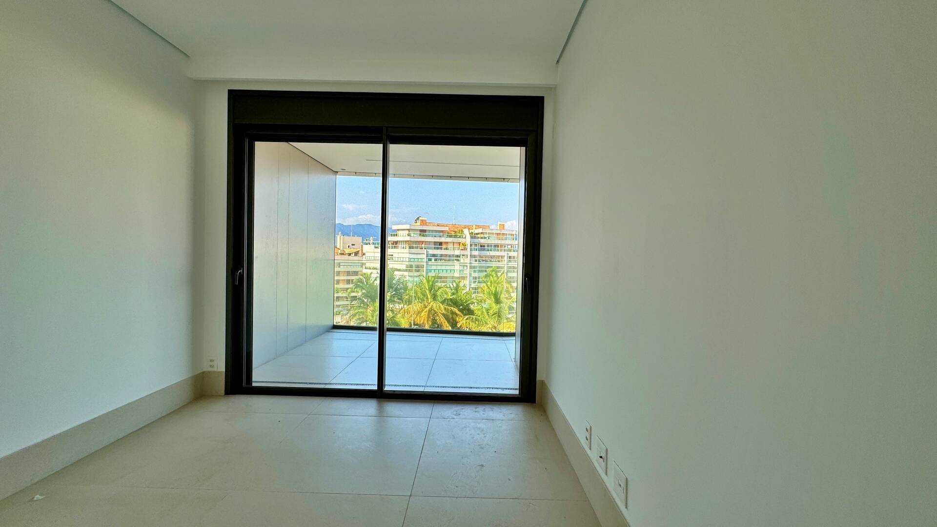 Apartamento à venda com 4 quartos, 202m² - Foto 16