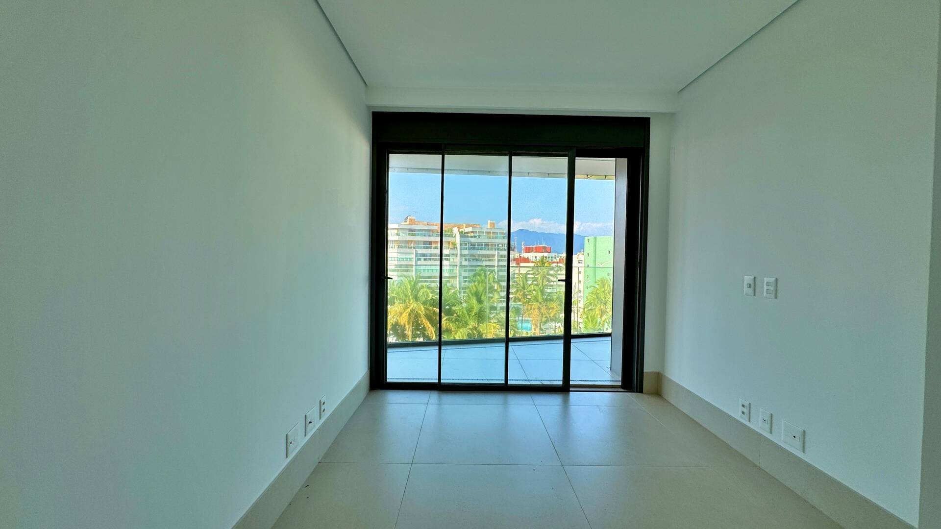 Apartamento à venda com 4 quartos, 202m² - Foto 18