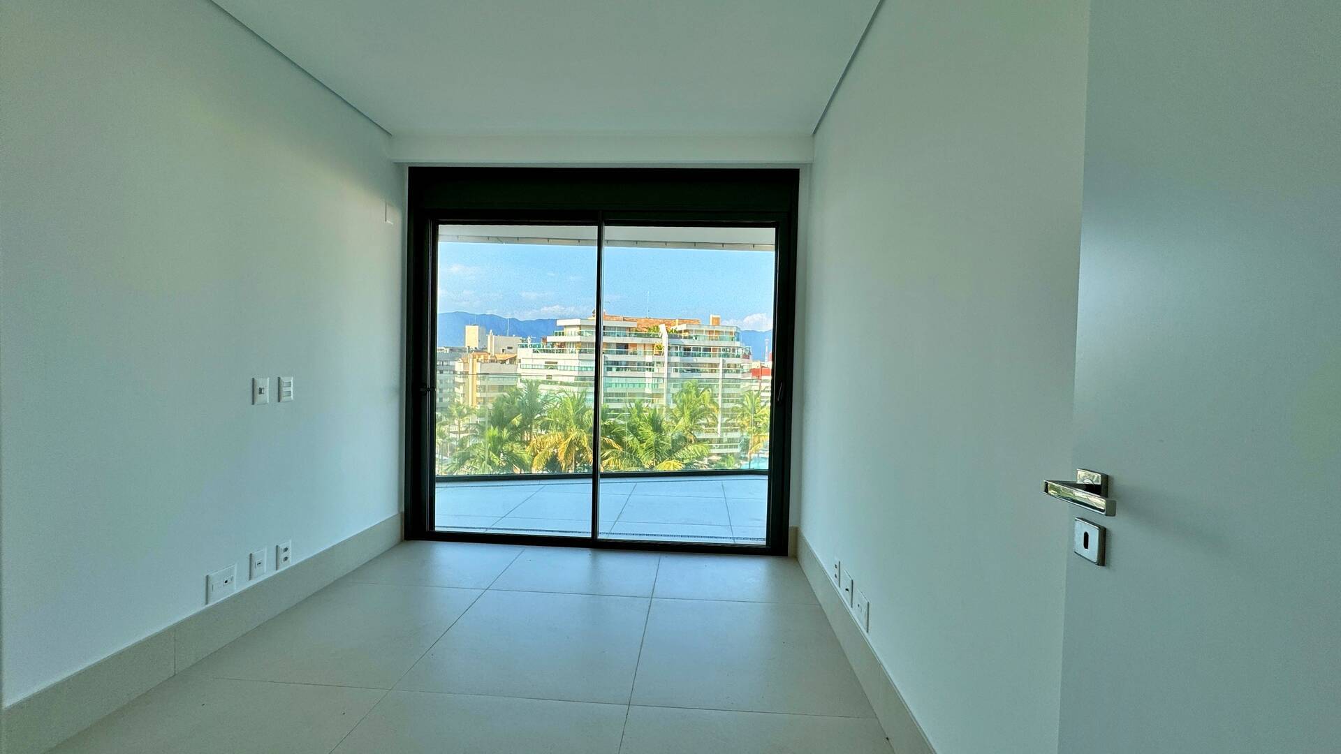 Apartamento à venda com 4 quartos, 202m² - Foto 19