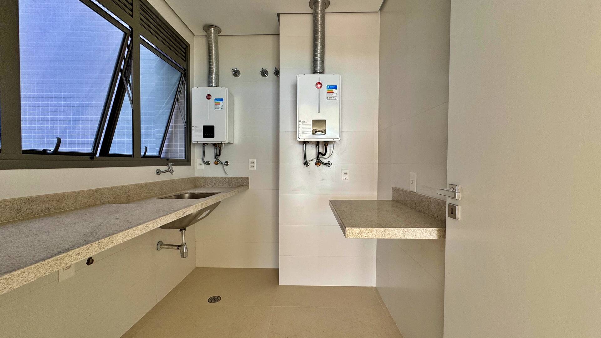 Apartamento à venda com 4 quartos, 202m² - Foto 15