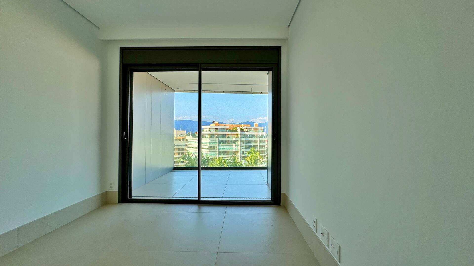 Apartamento à venda com 4 quartos, 202m² - Foto 16