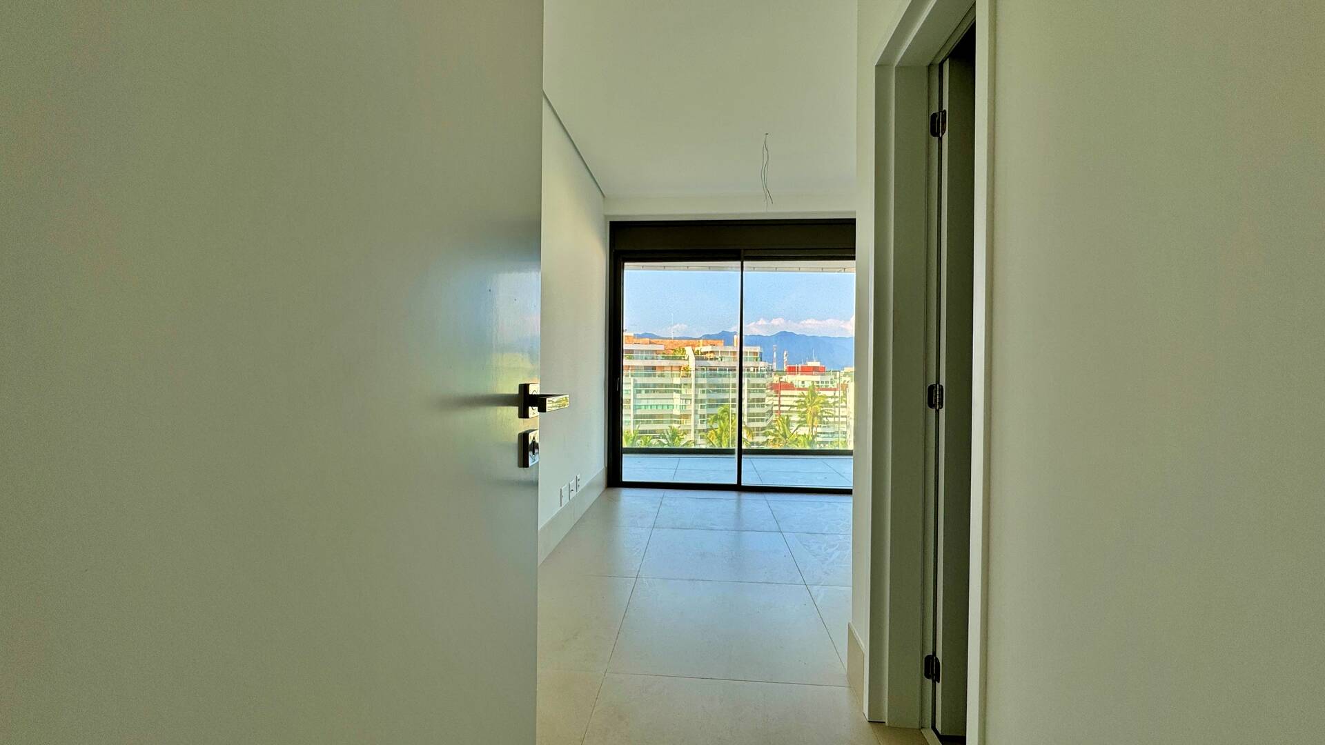 Apartamento à venda com 4 quartos, 202m² - Foto 18