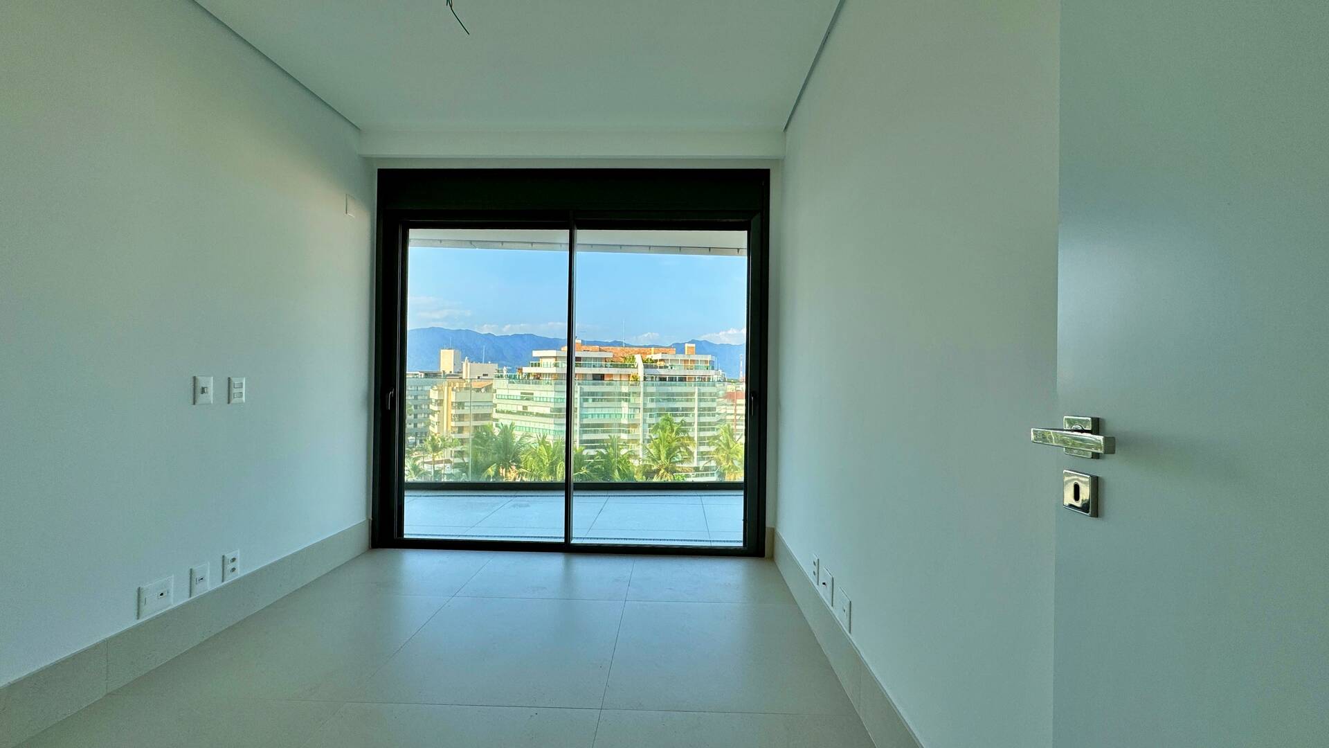 Apartamento à venda com 4 quartos, 202m² - Foto 20