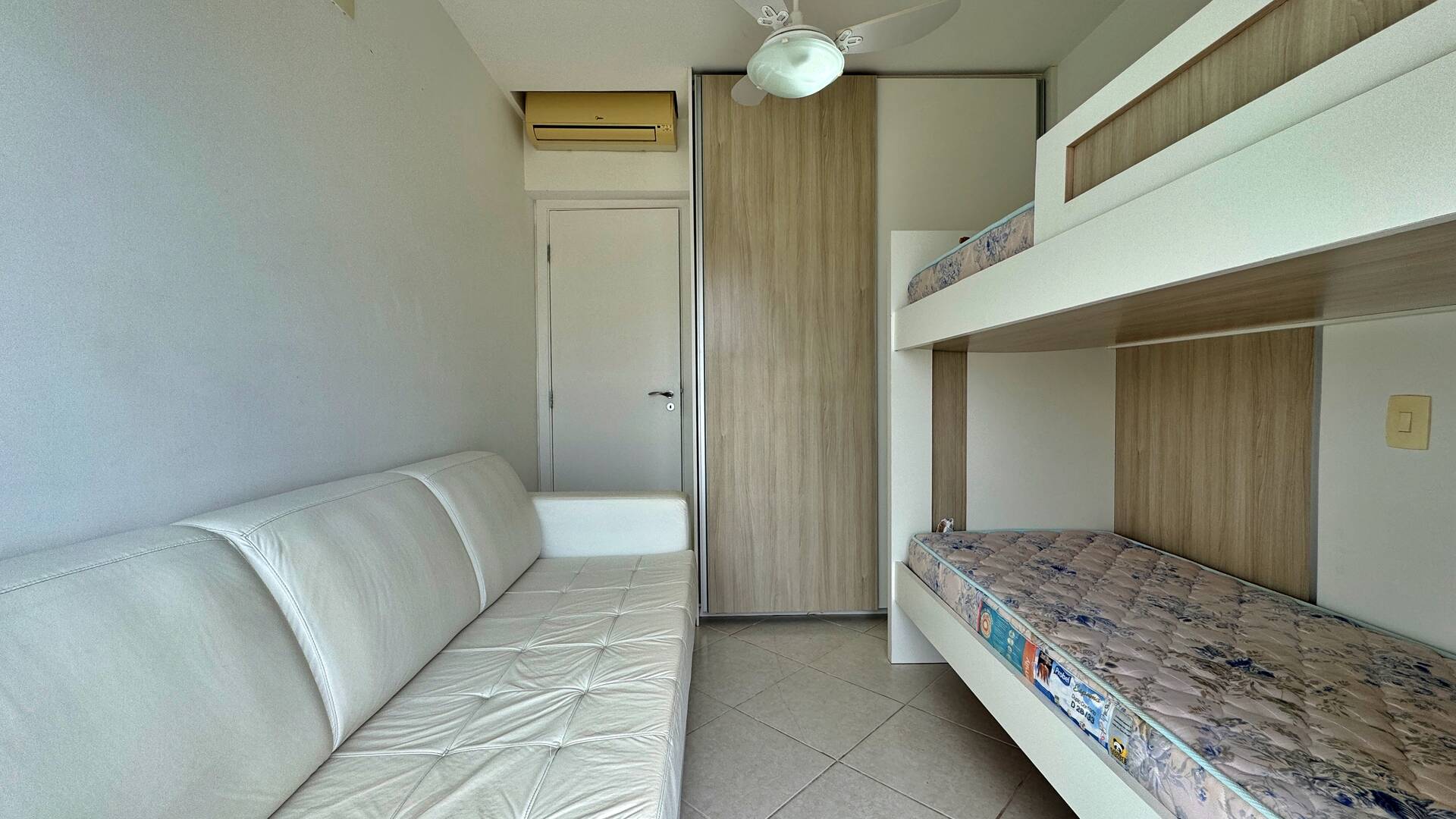 Apartamento à venda com 2 quartos, 68m² - Foto 13