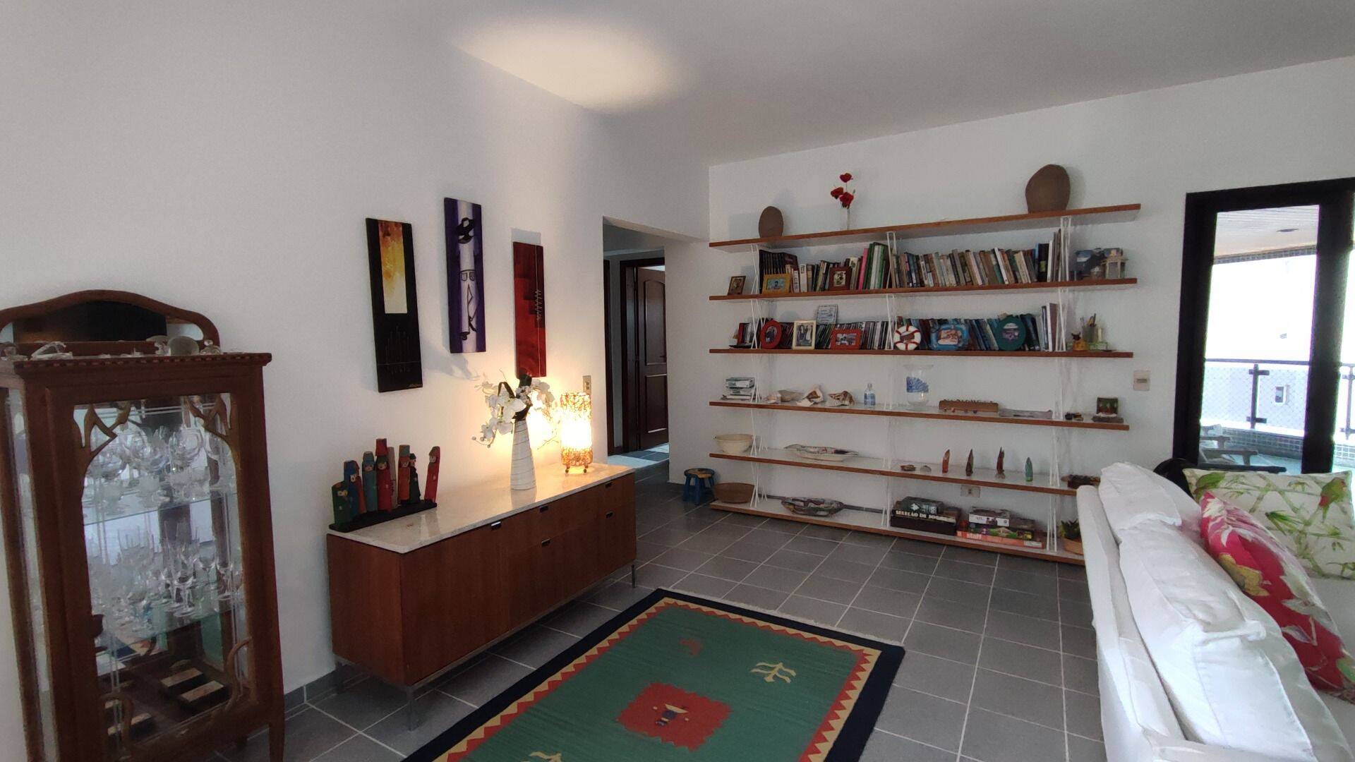 Apartamento à venda com 3 quartos, 133m² - Foto 3