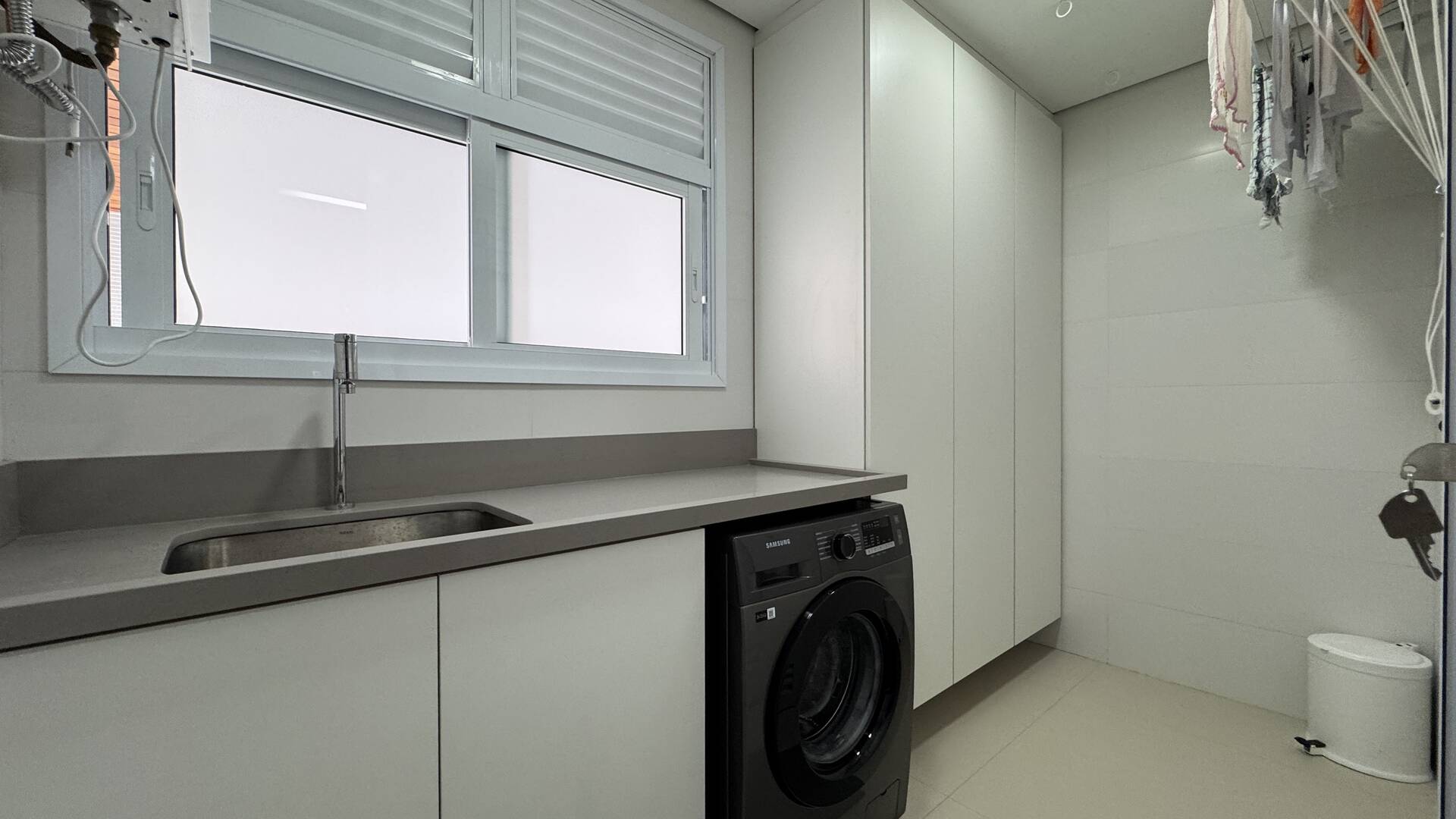 Apartamento à venda com 3 quartos, 125m² - Foto 13