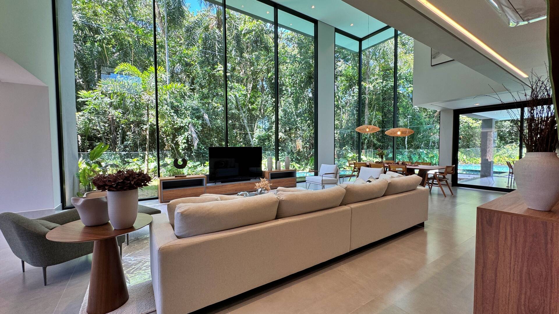 Casa à venda com 6 quartos, 650m² - Foto 12