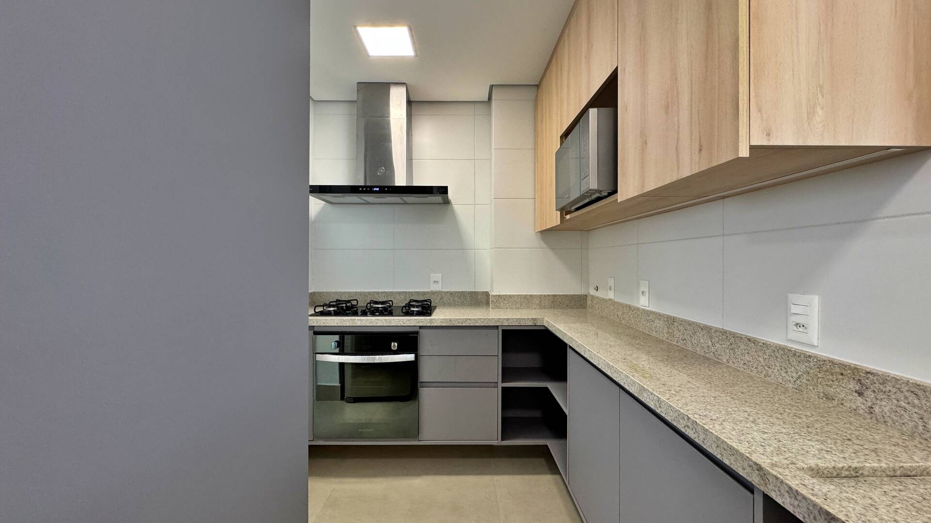 Apartamento à venda com 3 quartos, 127m² - Foto 19