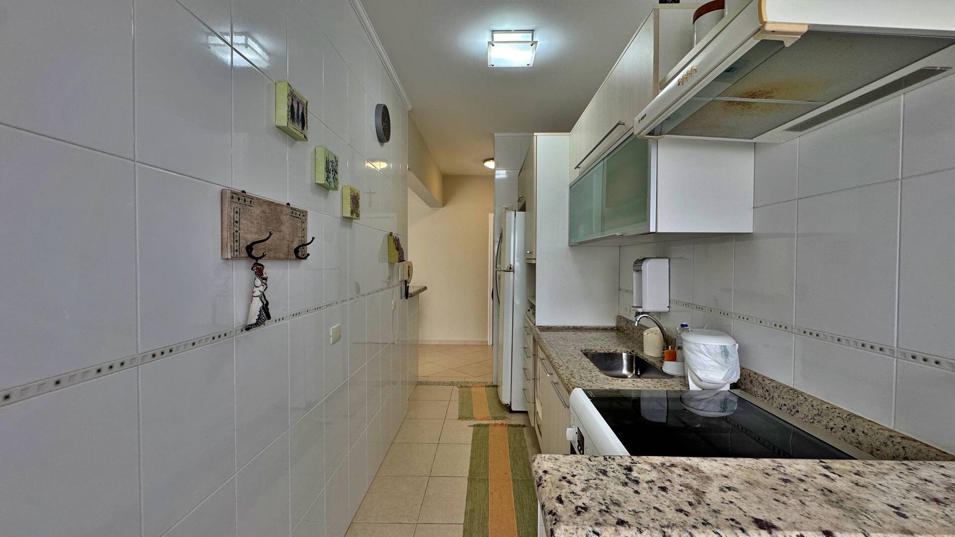 Apartamento à venda com 3 quartos, 106m² - Foto 9