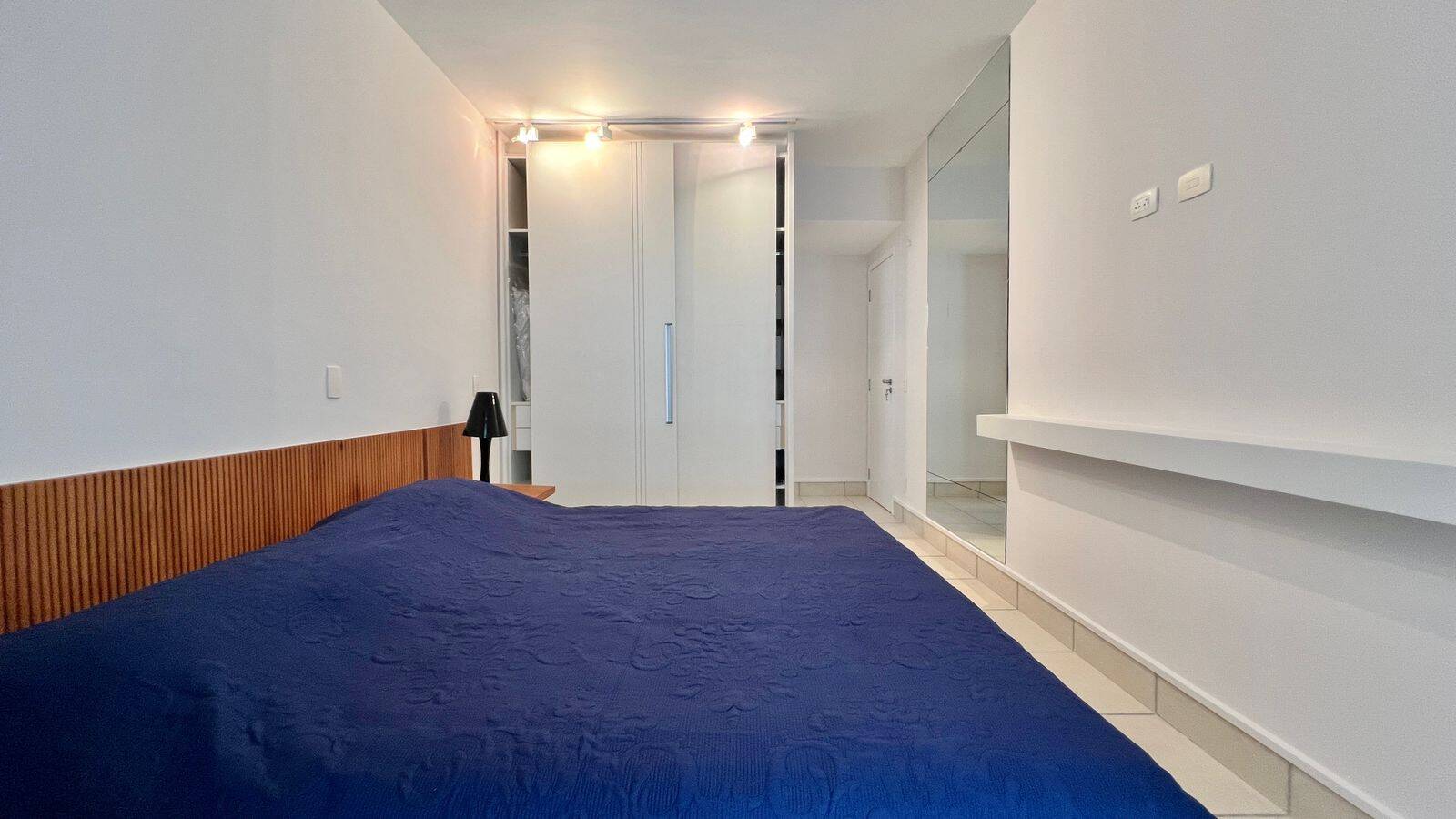 Apartamento à venda com 4 quartos, 192m² - Foto 8