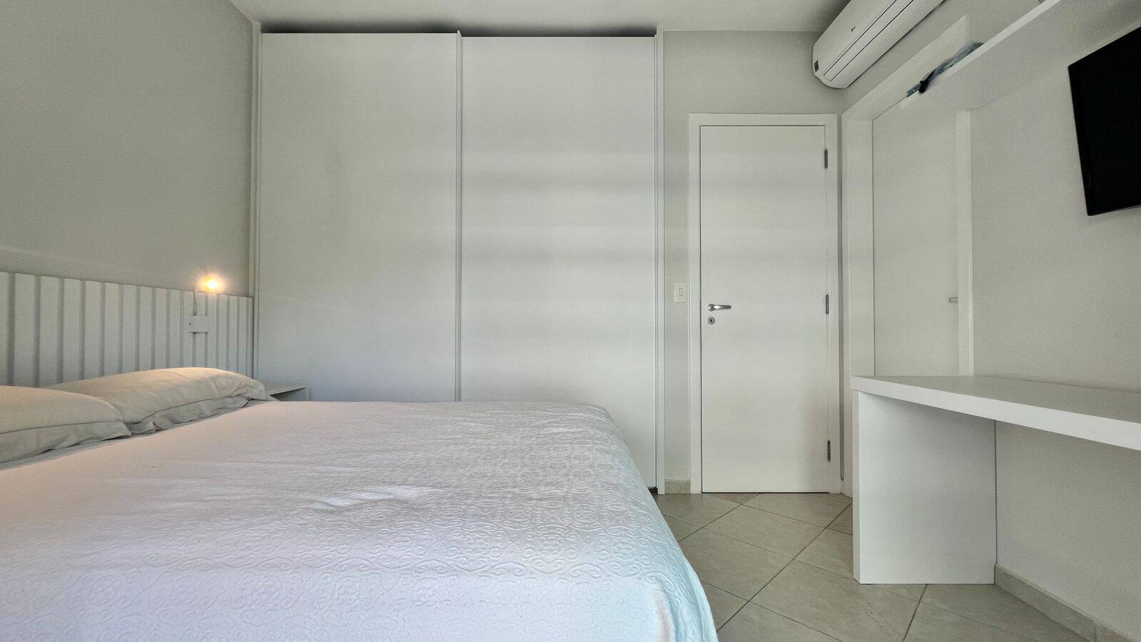 Apartamento à venda com 3 quartos, 113m² - Foto 4