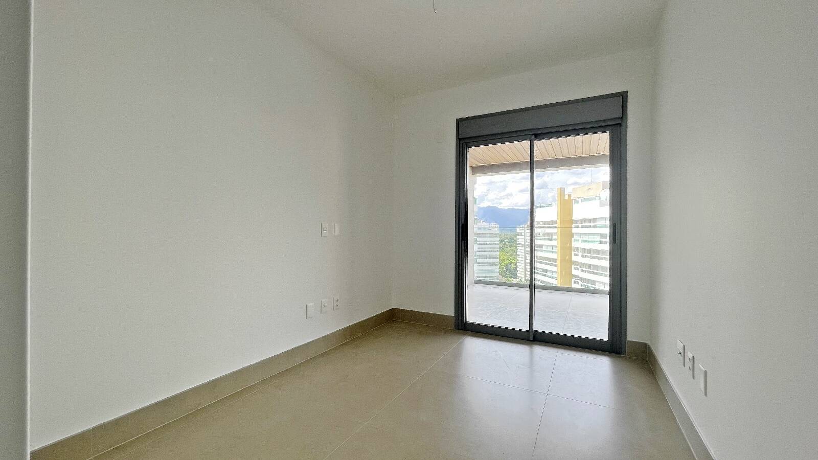 Apartamento à venda com 2 quartos, 137m² - Foto 25