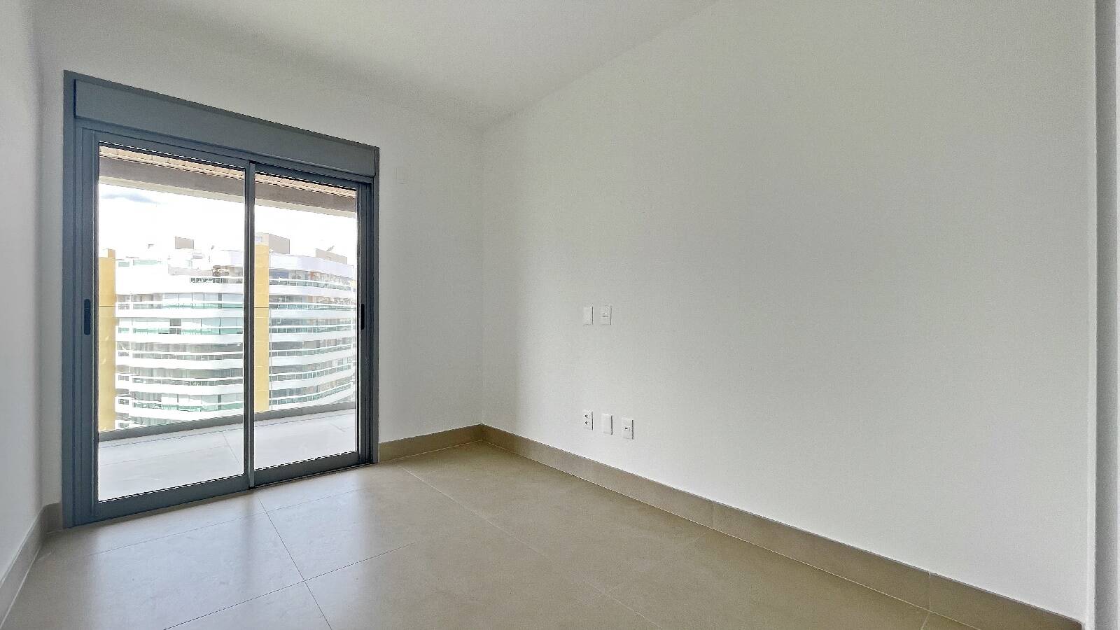 Apartamento à venda com 2 quartos, 137m² - Foto 27