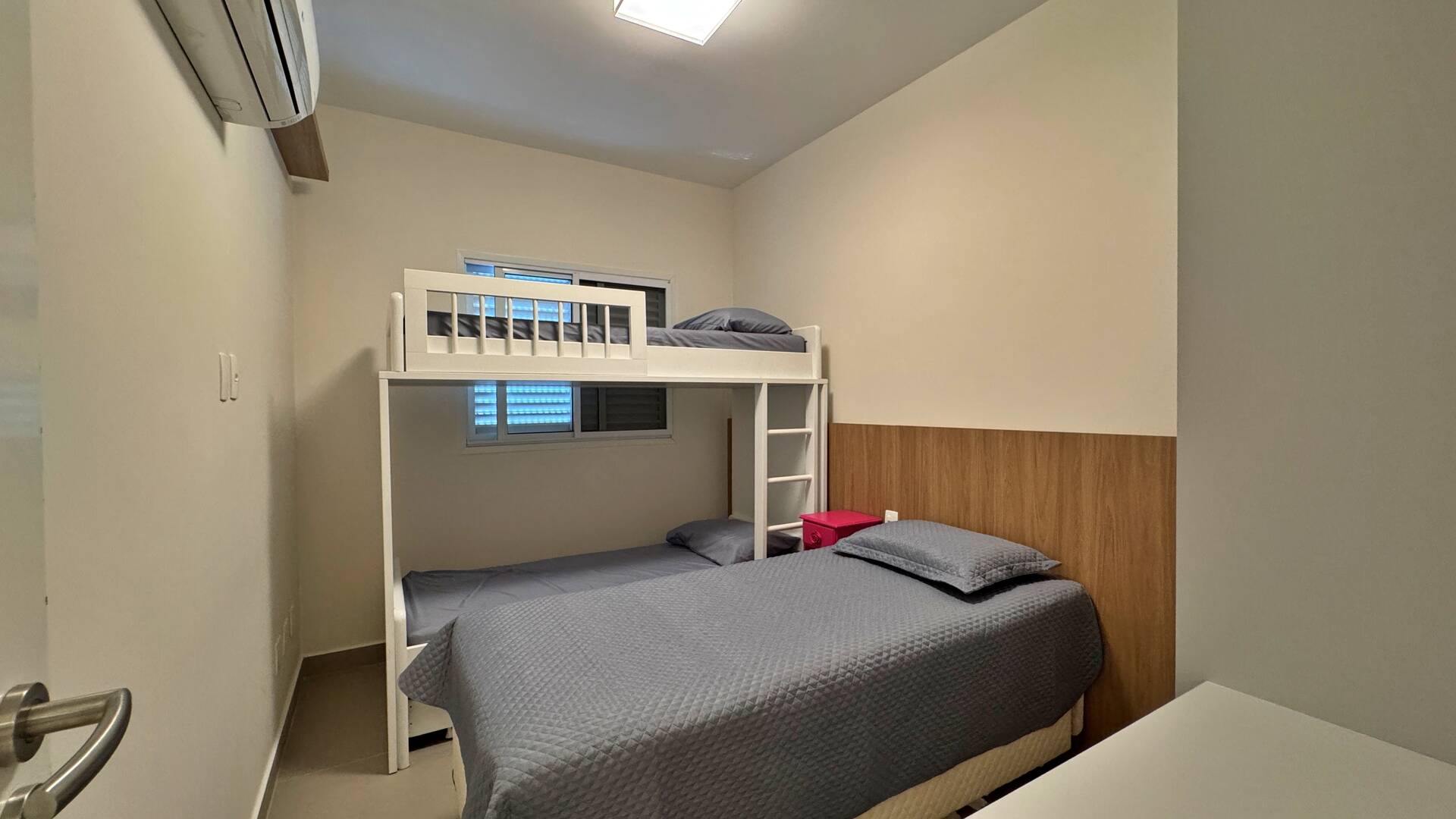 Apartamento à venda com 4 quartos, 207m² - Foto 32