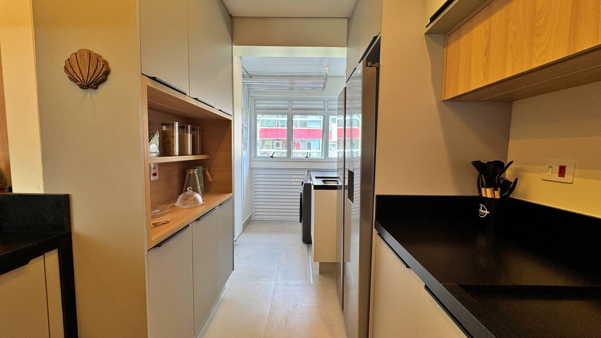 Apartamento à venda com 3 quartos, 143m² - Foto 25