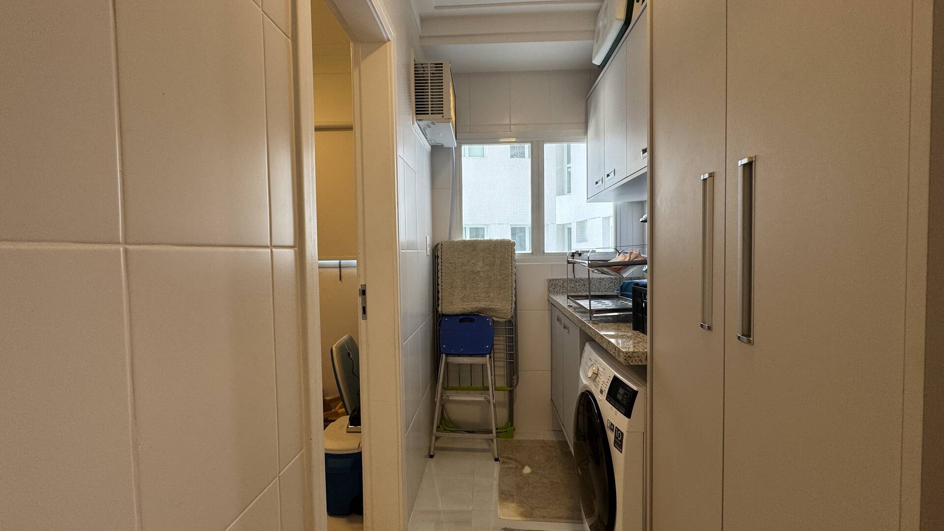 Apartamento à venda com 3 quartos, 169m² - Foto 35