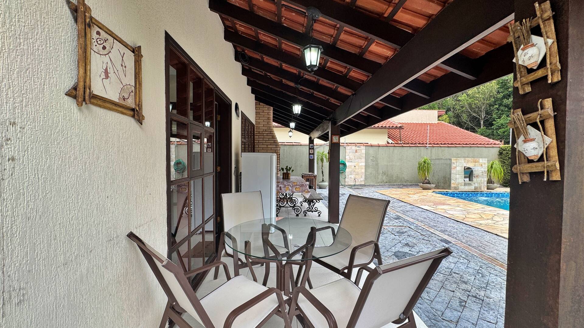 Casa à venda com 4 quartos, 250m² - Foto 5