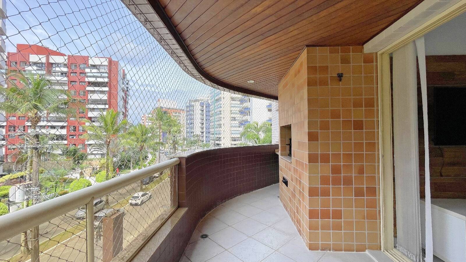 Apartamento à venda com 3 quartos, 109m² - Foto 2