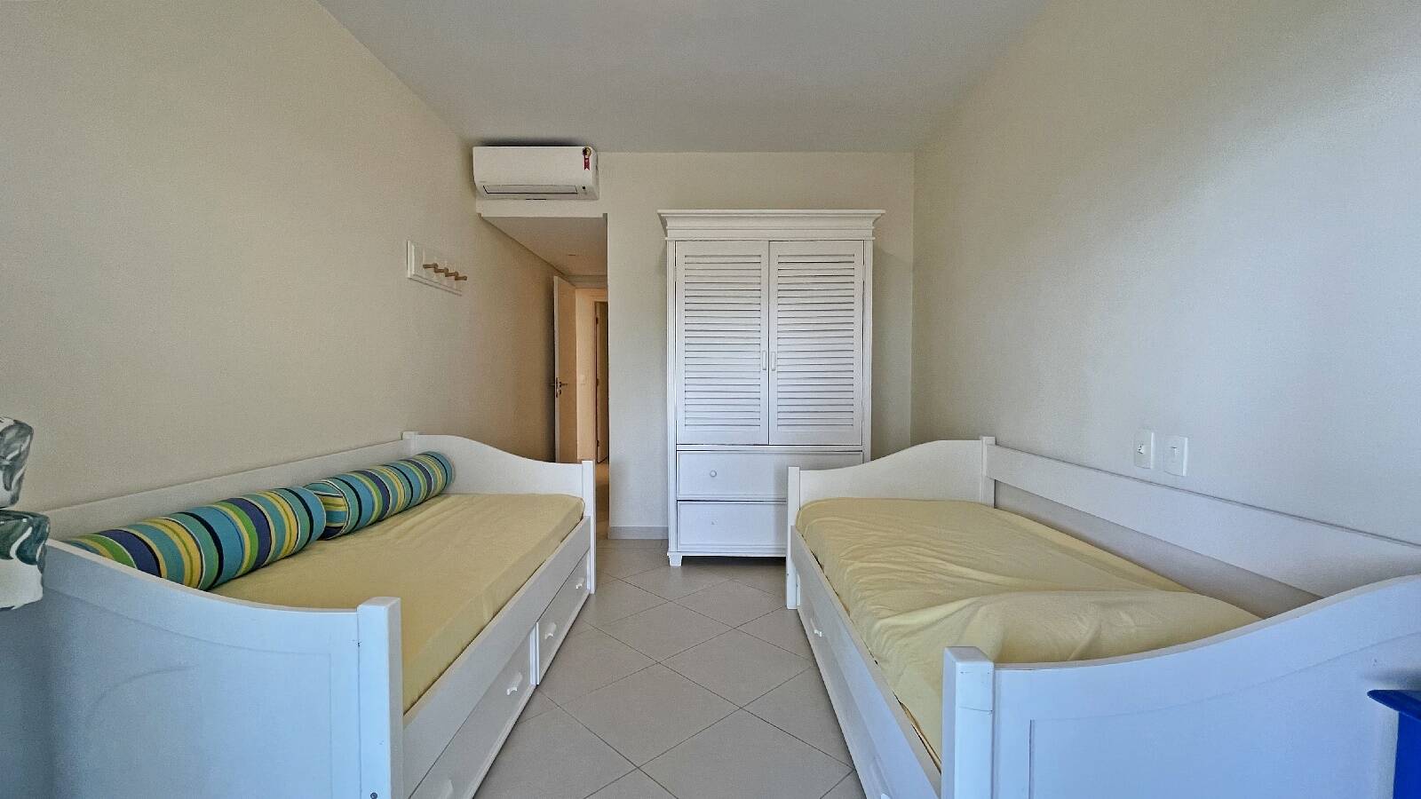 Apartamento à venda com 4 quartos, 197m² - Foto 19