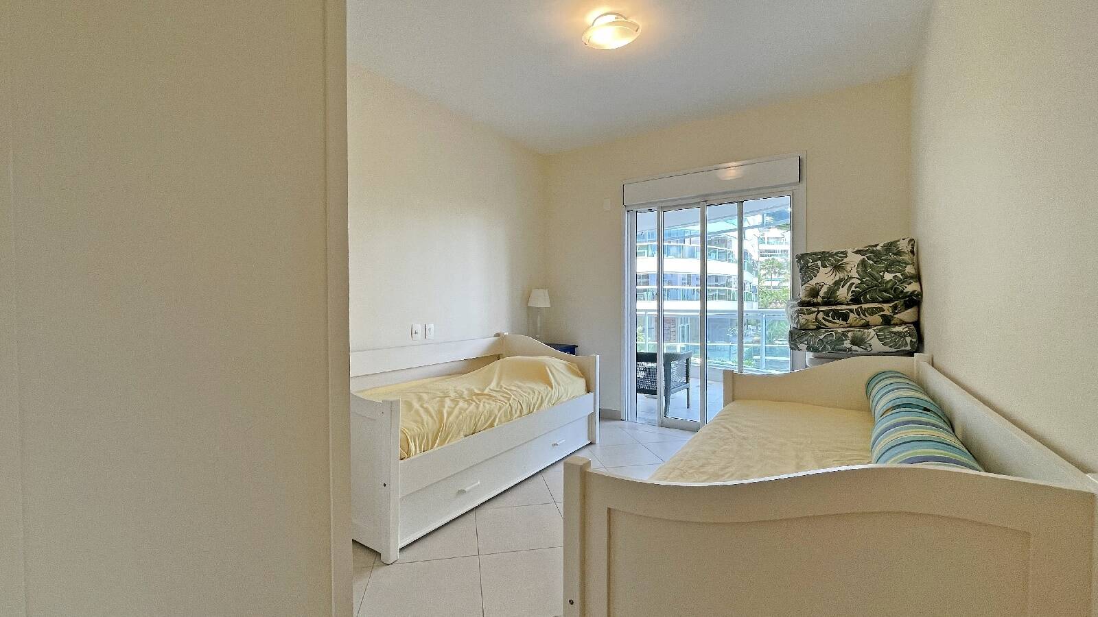 Apartamento à venda com 4 quartos, 197m² - Foto 18