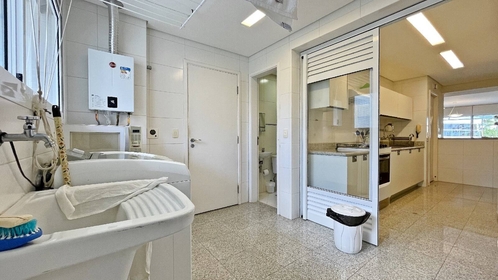 Apartamento à venda com 4 quartos, 197m² - Foto 20