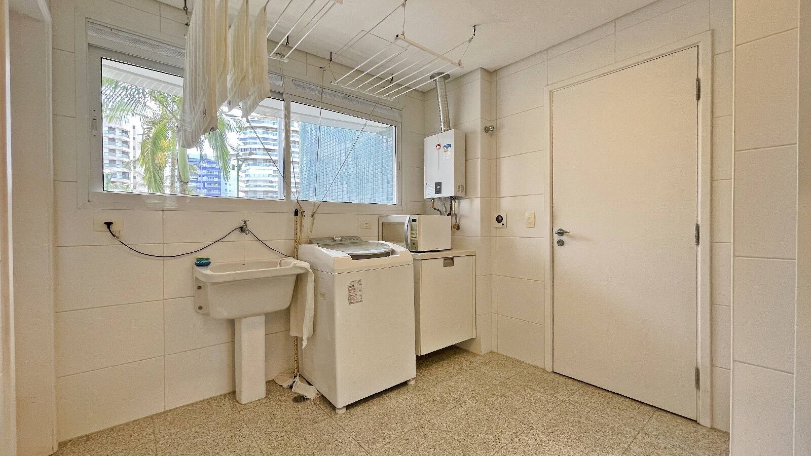 Apartamento à venda com 4 quartos, 197m² - Foto 42