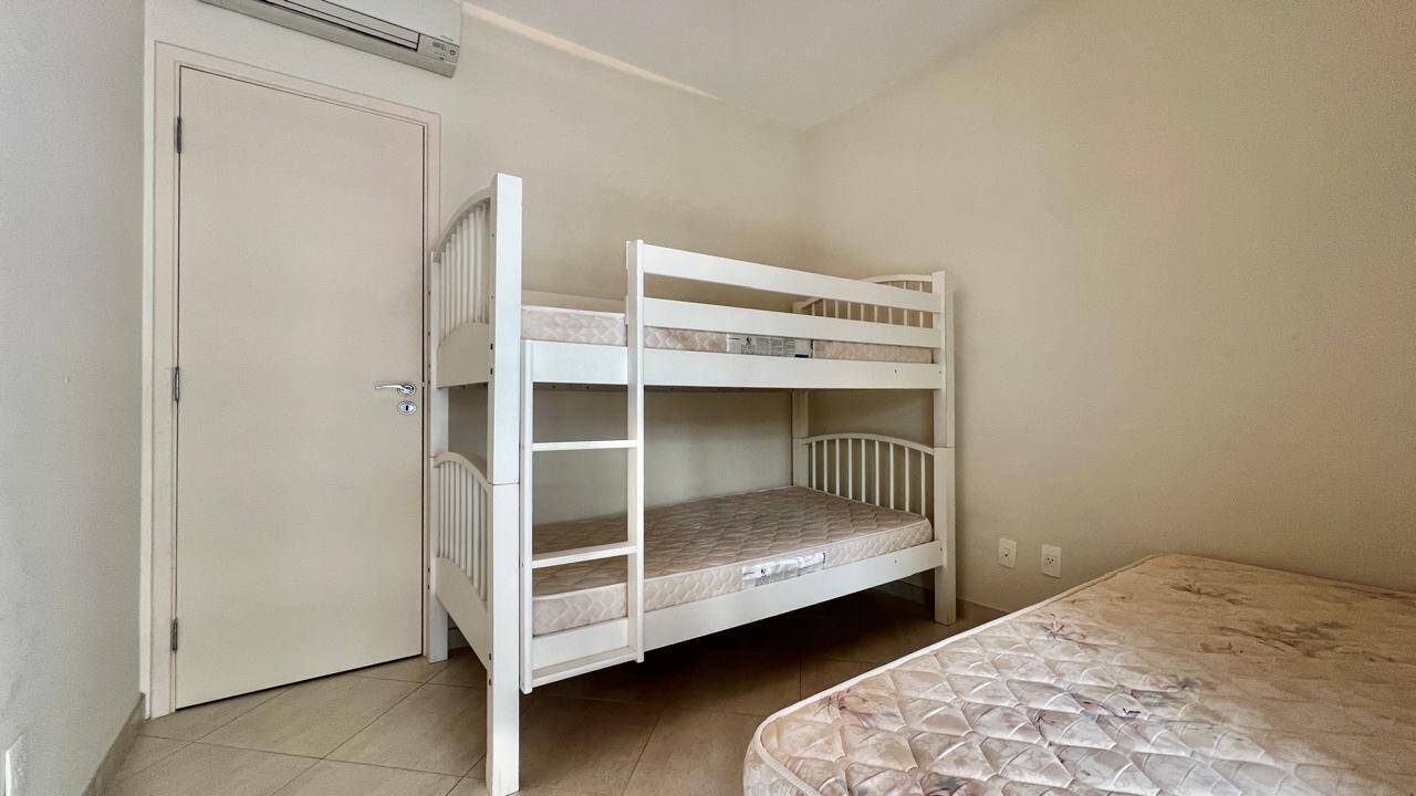 Apartamento à venda com 3 quartos, 131m² - Foto 19